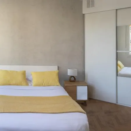 Beautiful In The Heart Of Apartment